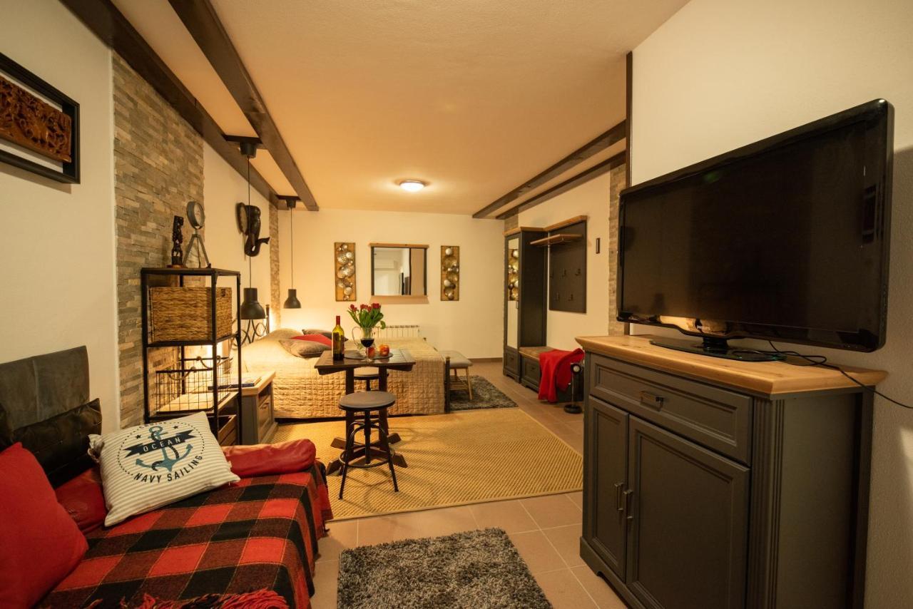 Pleasant Apartments ブレッド エクステリア 写真